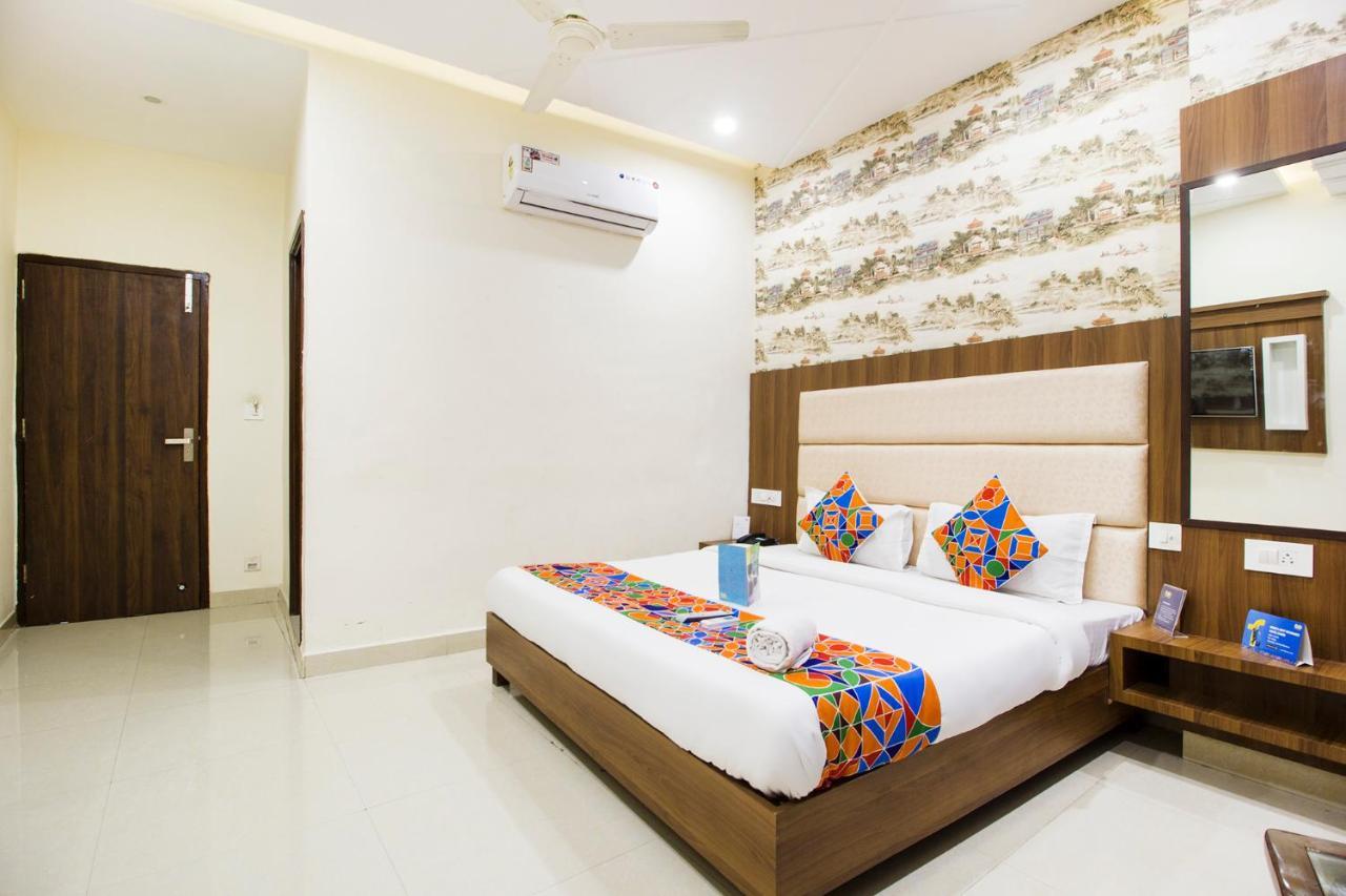Fabhotel Royal Villa Hussainpura Chowk Amritsar Exteriör bild