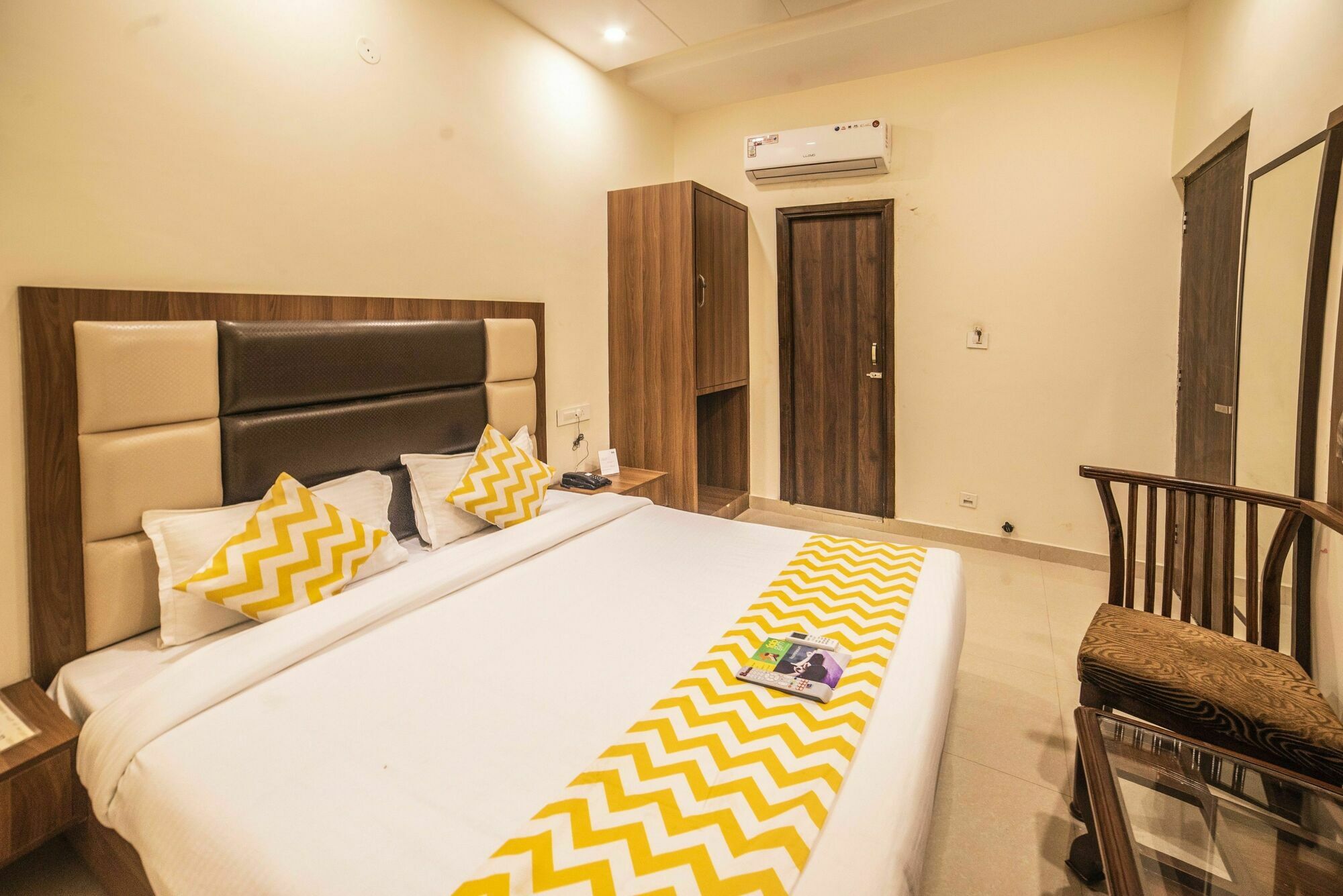 Fabhotel Royal Villa Hussainpura Chowk Amritsar Exteriör bild
